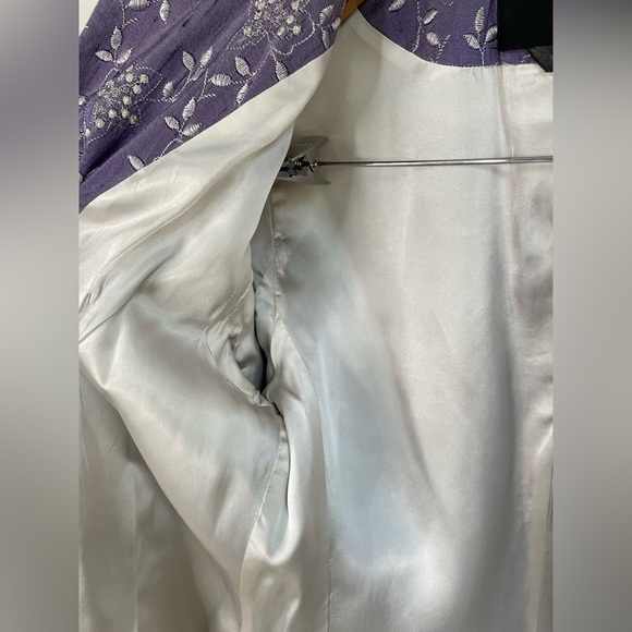 Favourbrook Silk Embroidered Evening Jacket / Coat in Lilac Purple & White, 6 - Picture 14 of 15